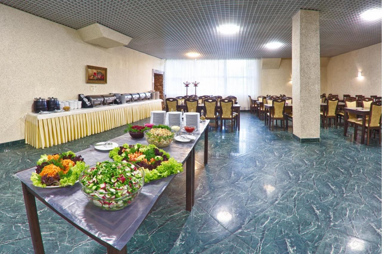 Отель Отель Трускавец 365 Трускавец-47